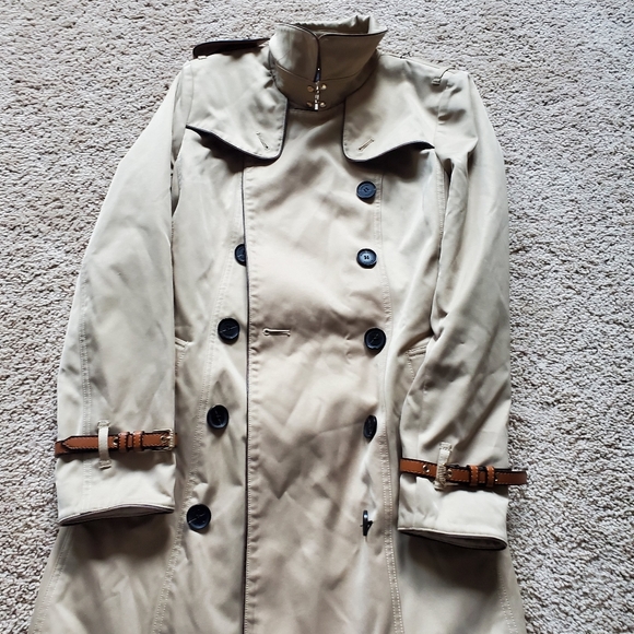 COPY - Burberry trench coat - Picture 4 of 10